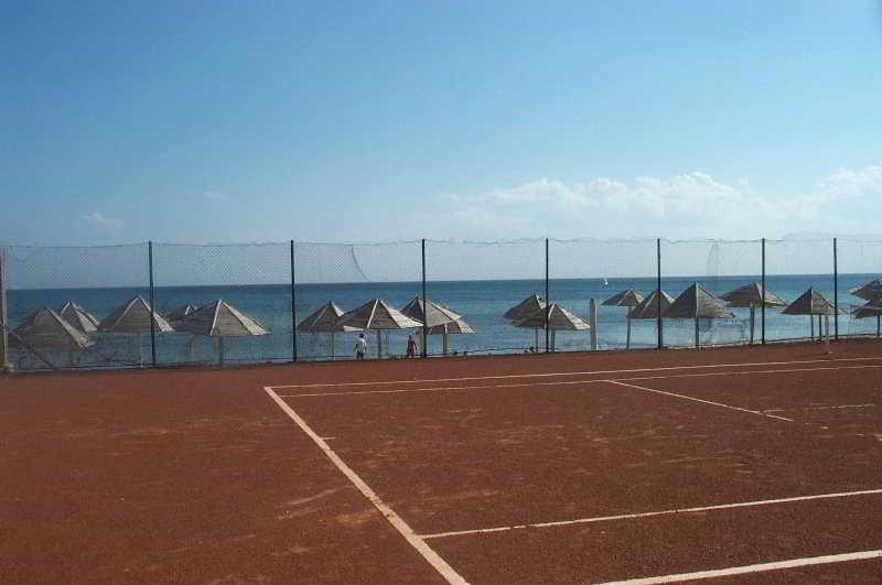 Les Pyramides Hotel Nabeul Bagian luar foto