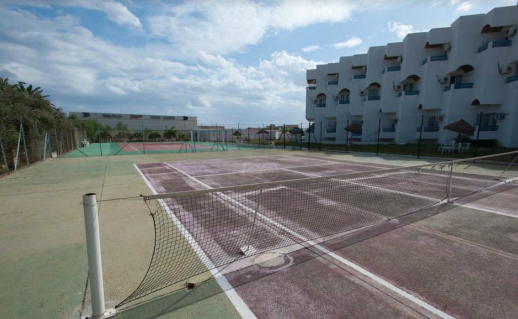 Les Pyramides Hotel Nabeul Bagian luar foto