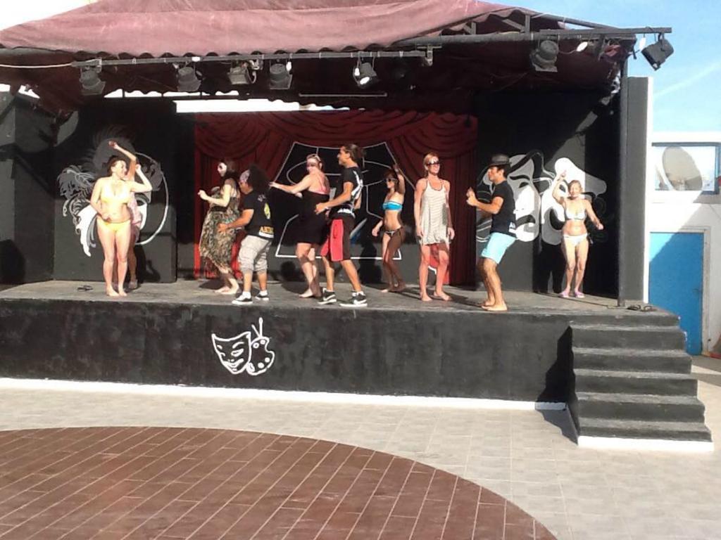 Les Pyramides Hotel Nabeul Bagian luar foto
