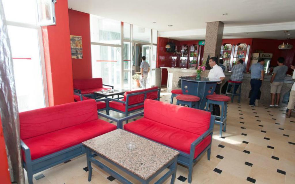 Les Pyramides Hotel Nabeul Bagian luar foto