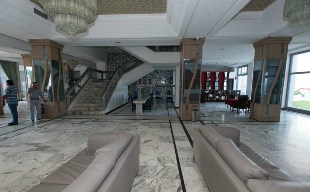 Les Pyramides Hotel Nabeul Bagian luar foto