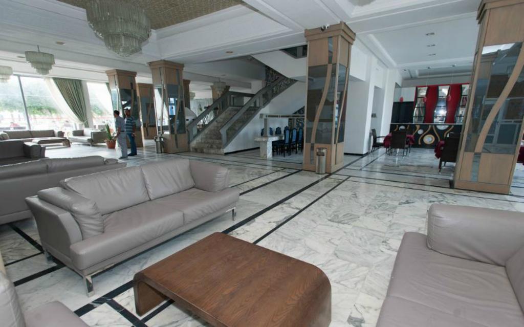 Les Pyramides Hotel Nabeul Bagian luar foto