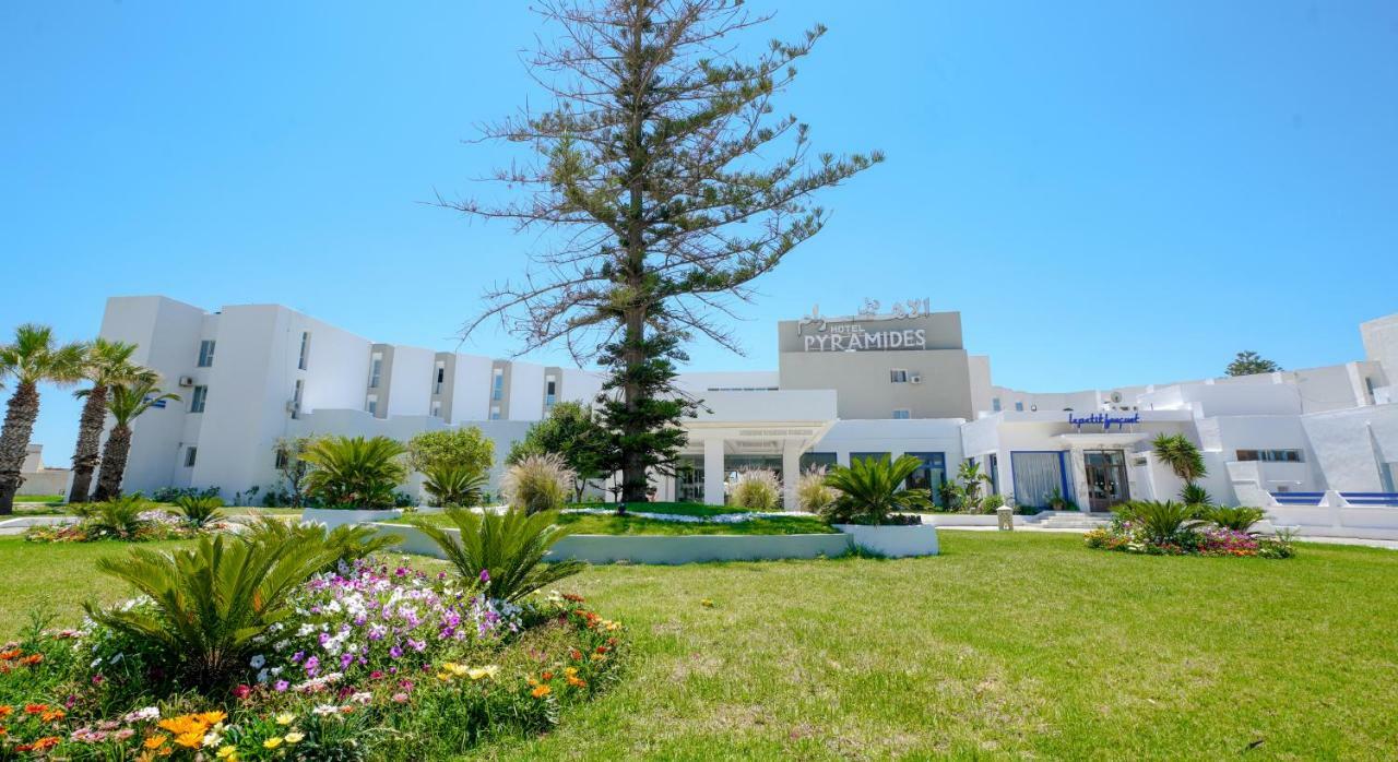 Les Pyramides Hotel Nabeul Bagian luar foto